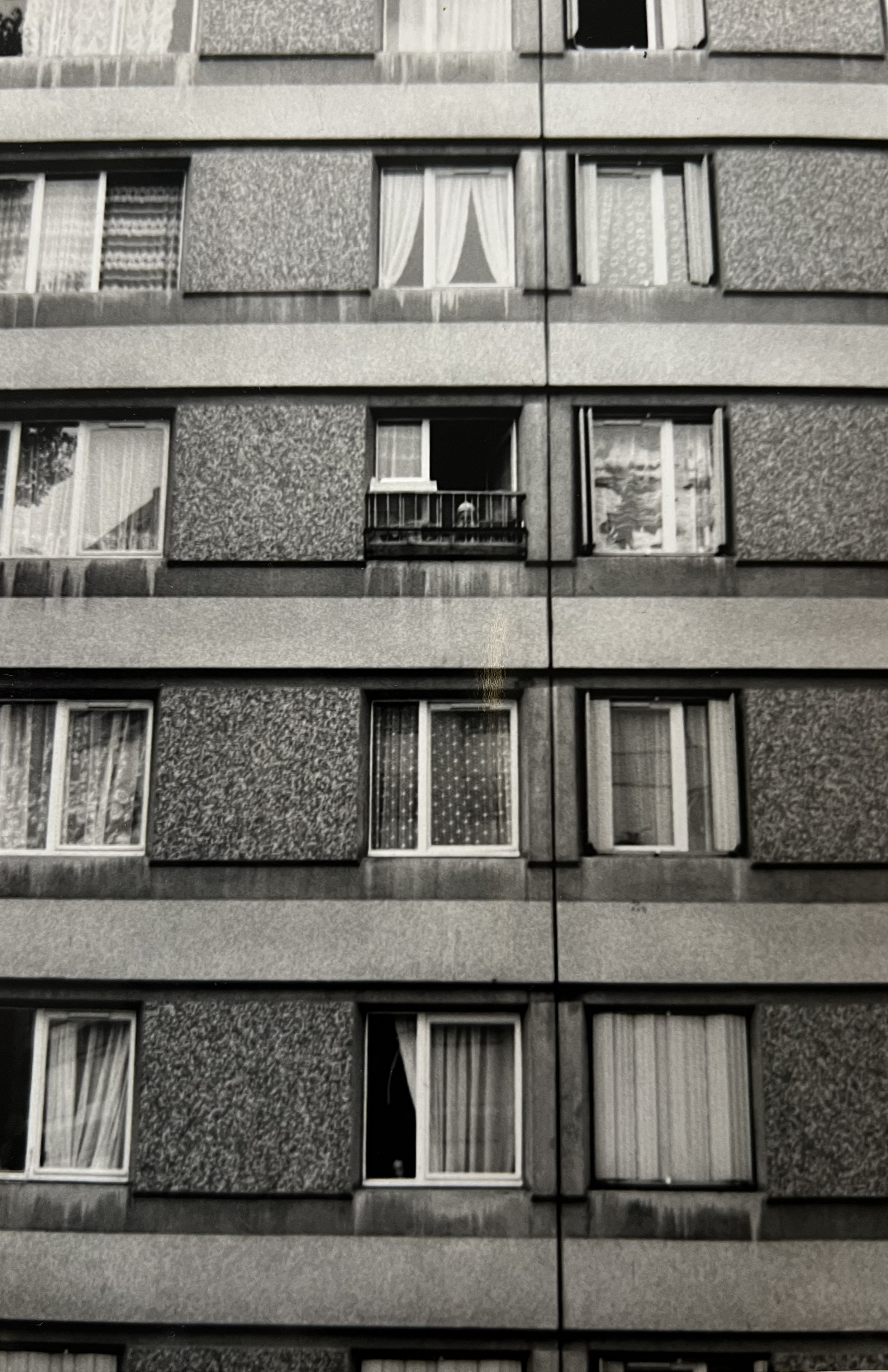 Affiche Mémoires de lieux    residence lou joubert